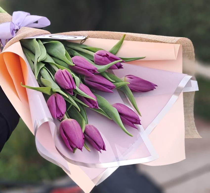 Ramo Tulipán Morado