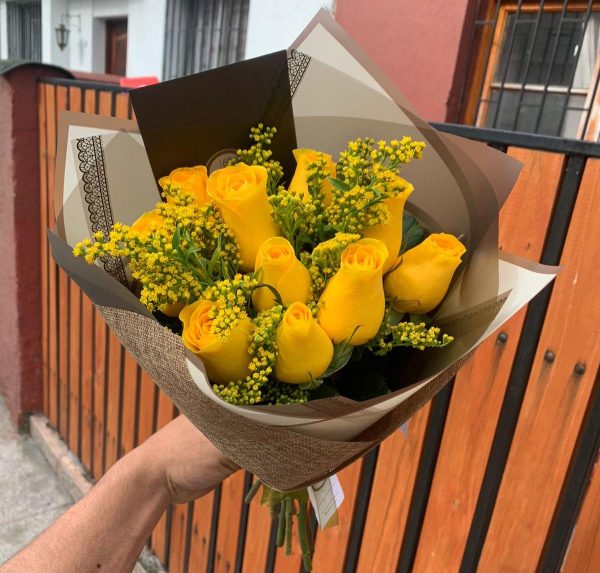 10 Rosas & Solidago